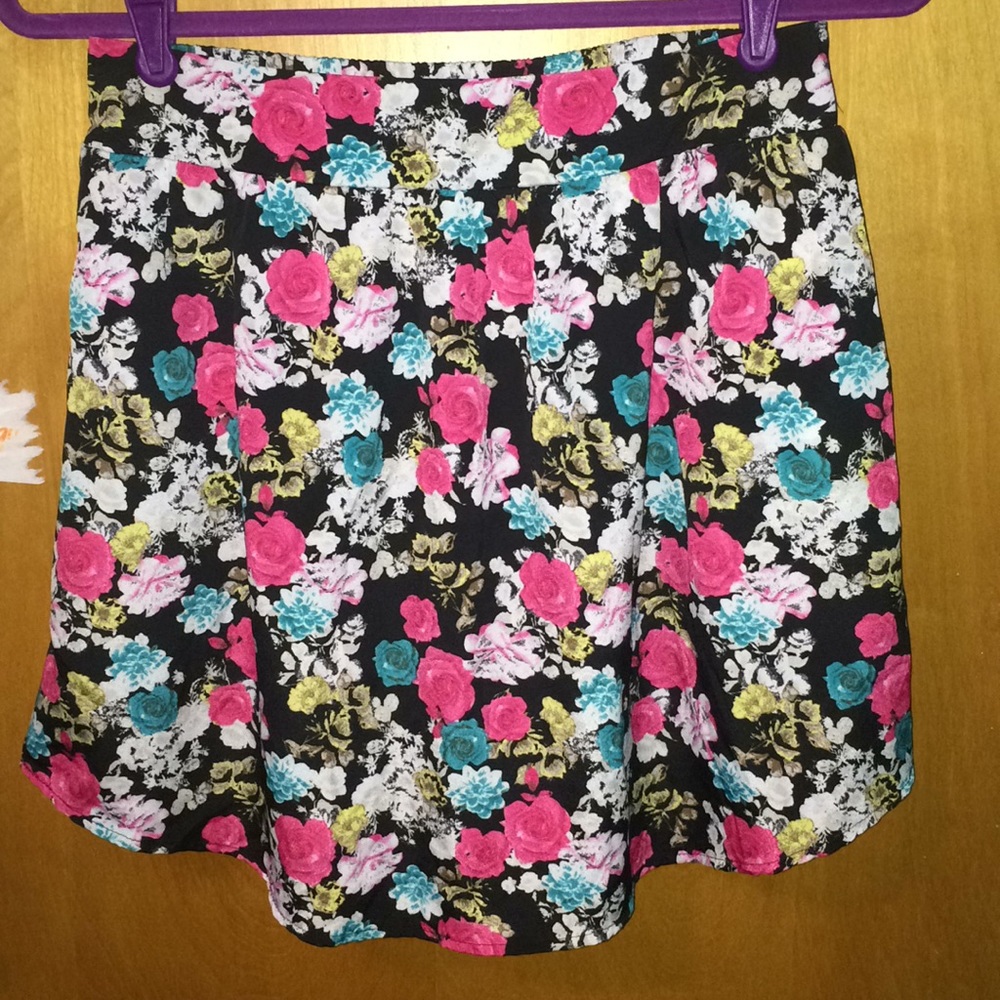Mimi Chica Floral Print Skirt